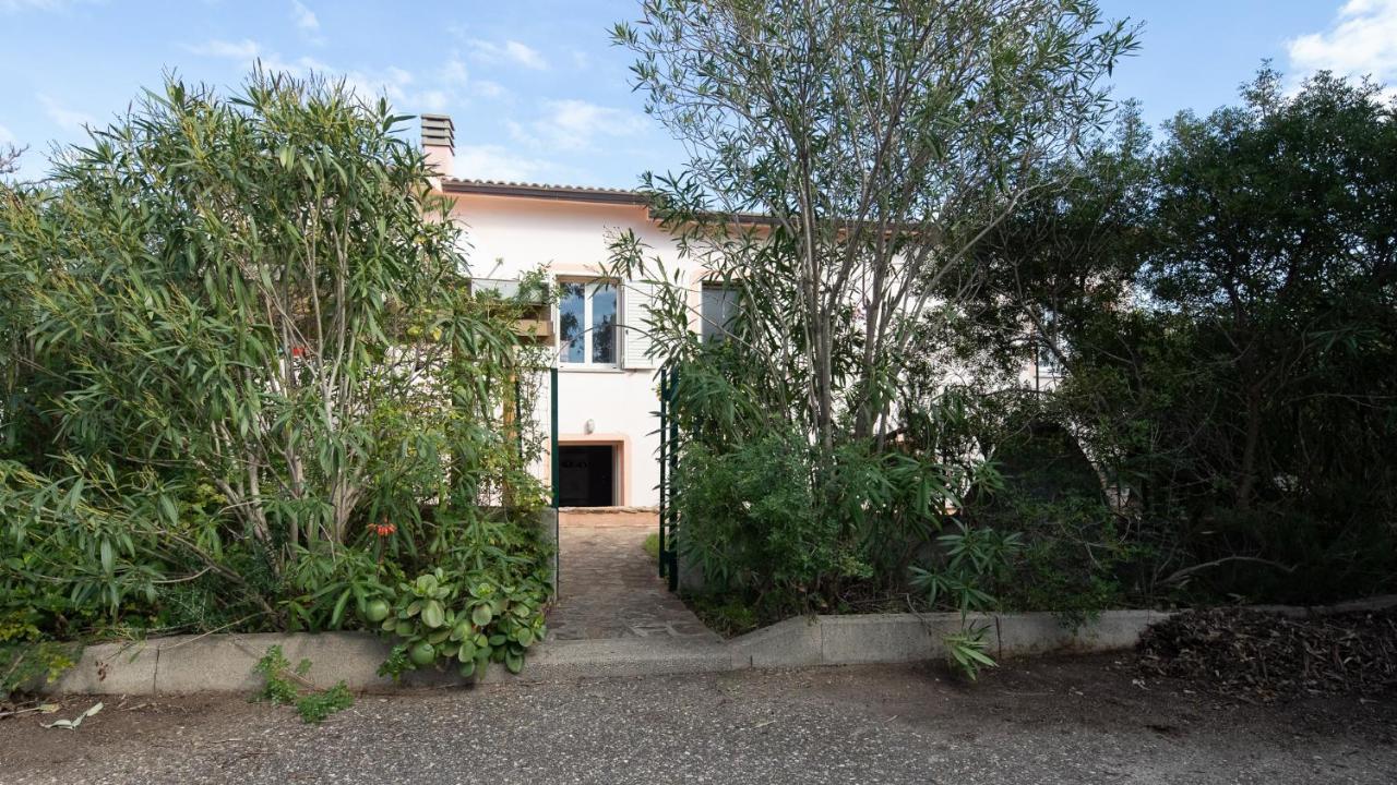 Welcomely - A Due Passi Dal Mare Apartment Budoni Exterior photo